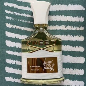 Creed AVENTUS for her perfume